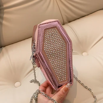 2023 Летняя мода Женская цепочка Сумки-мессенджеры Bling Crystal Square Flap Bags INS Лакированная кожа Розово-зеленые сумки через плечо